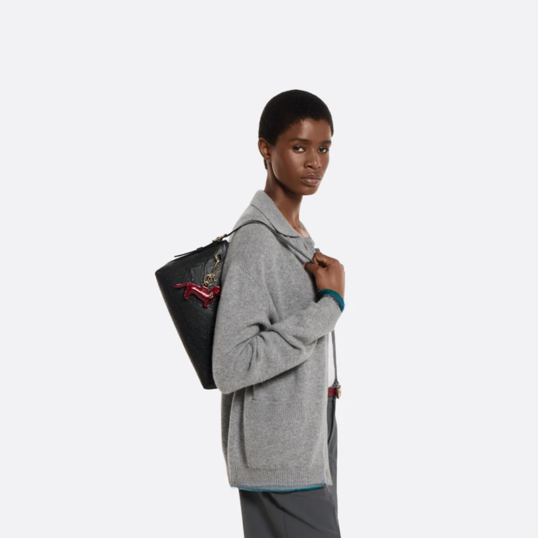 Mittelgroße Schultertasche