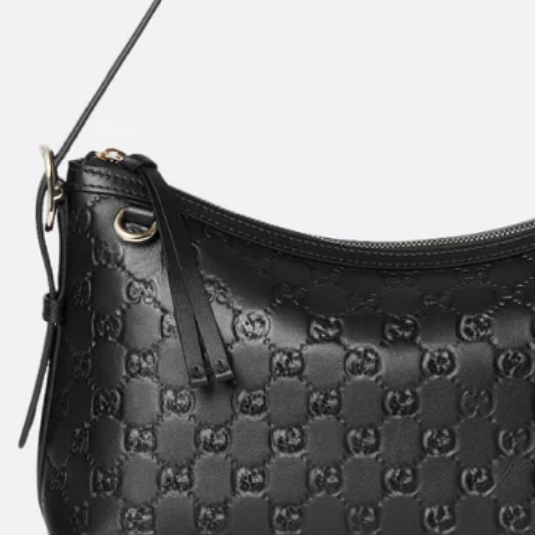 Mittelgroße Schultertasche